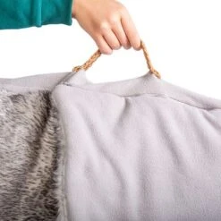 Nairobi Cuddly Cushion -Meow Mart 229296 geop zooplusexclusive kuschelkissen nairobi hs 10 6